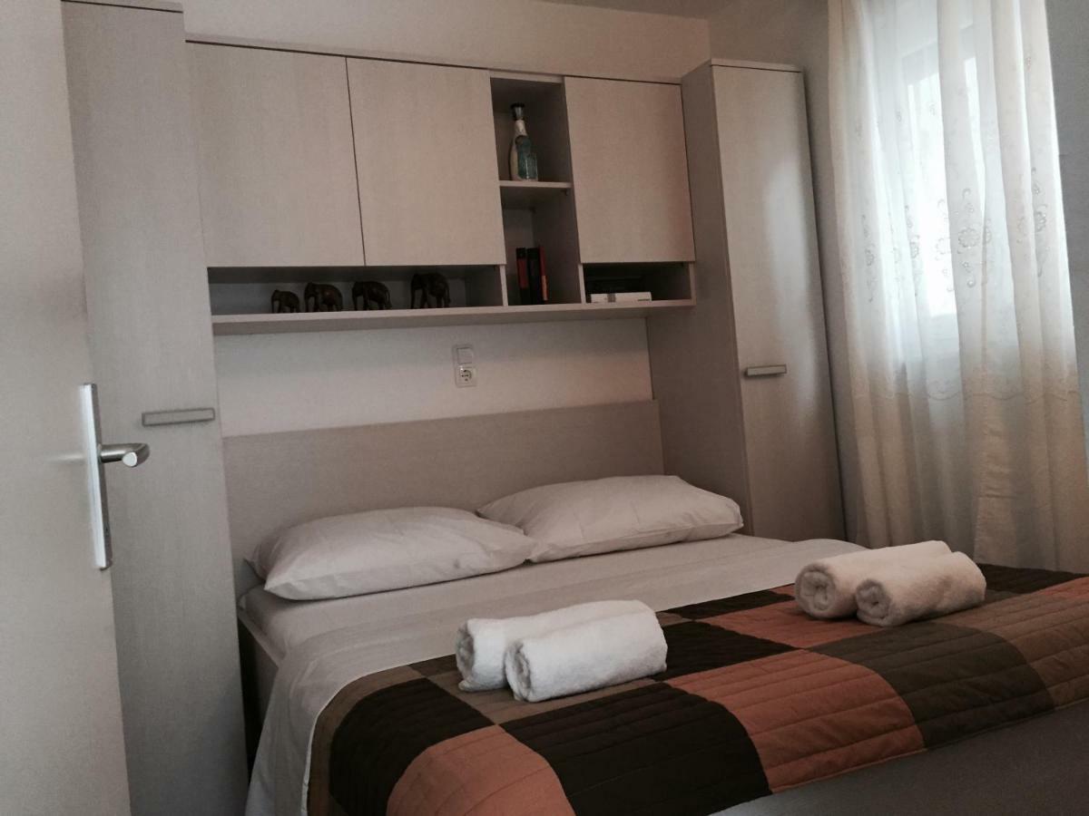 Apartment Leptiric Podstrana