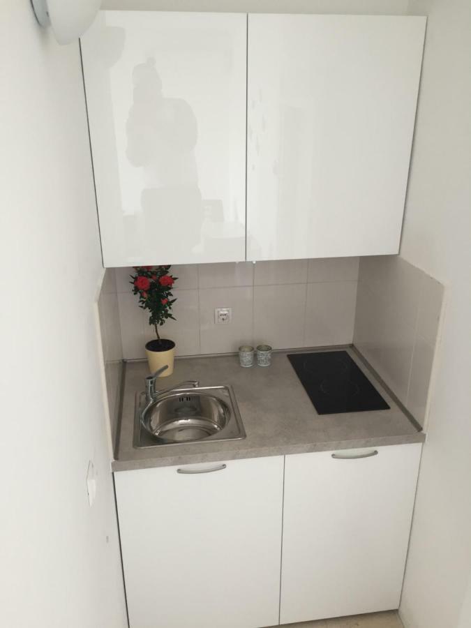 Leptiric Apartman Podstrana